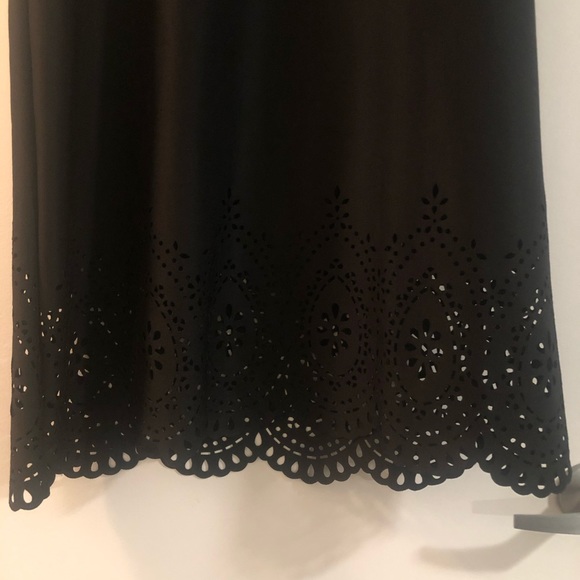 (2/50 or 3/75) (Worn once) Black mini dress - Picture 2 of 4